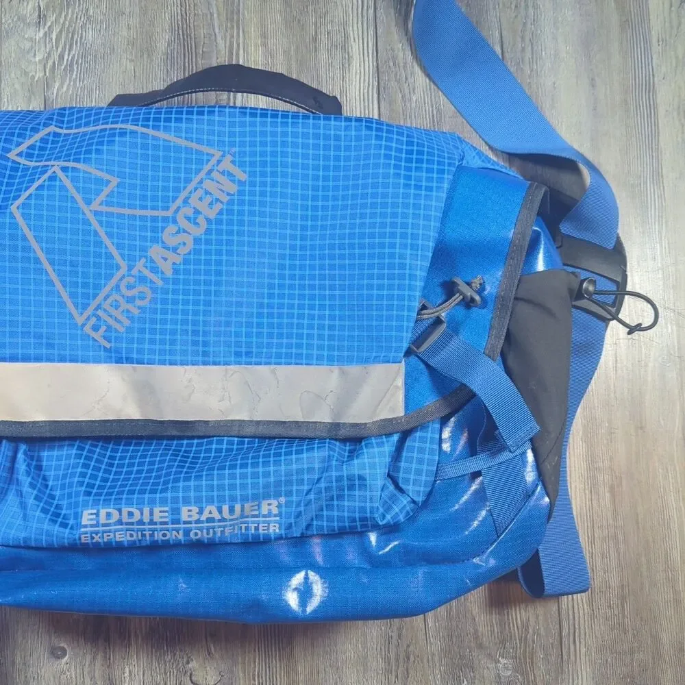 First Ascent Messenger Laptop Bag by Eddie Bauer Expedition Outfitter Blue